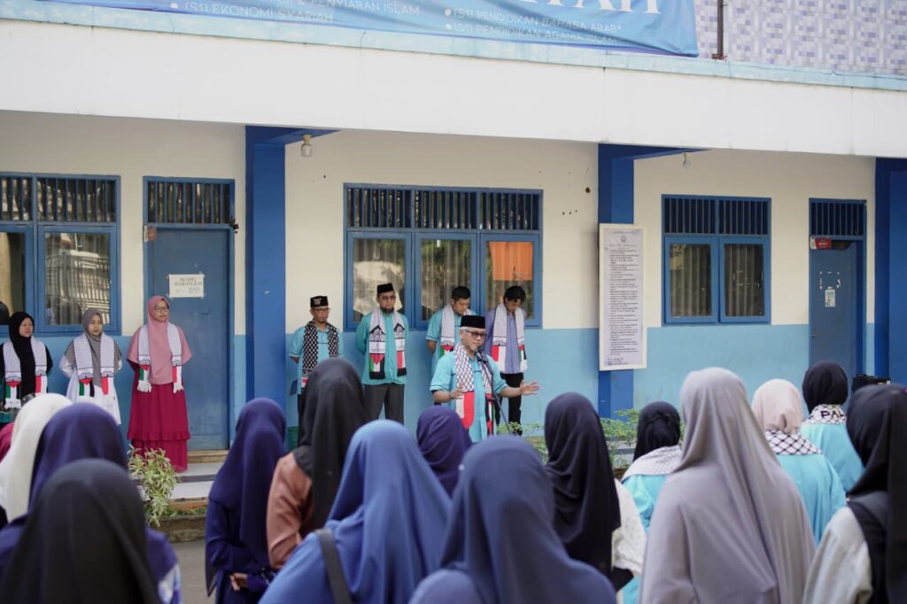 Apel Pagi Perdana STAI Al-Fatah: Peneguhan Kode Etik Mahasiswa